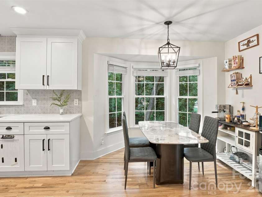 2020 Fairchelsea Way Lane, Matthews, NC 28105.  MLS# CAR4430615, YatesRealty ID 55377. 