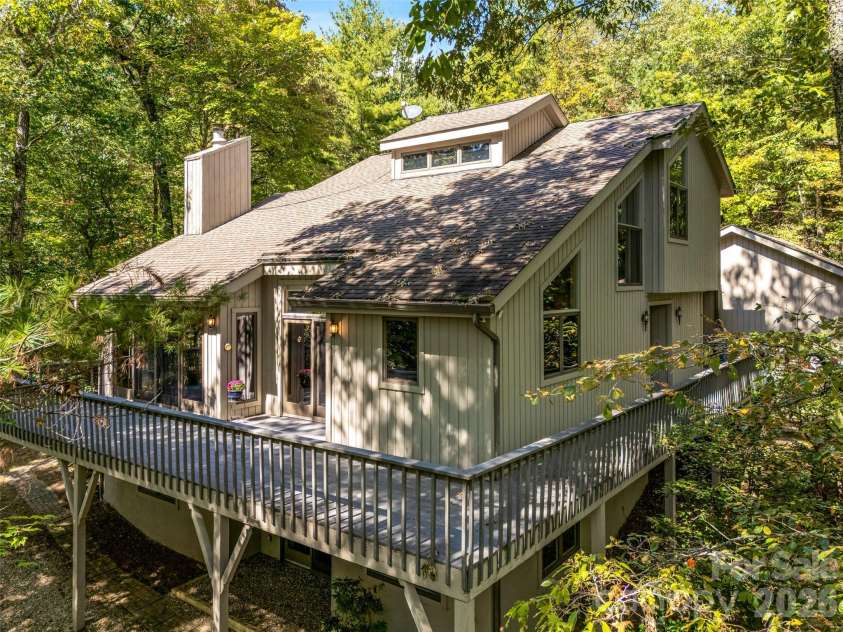 266 Stone Drive, Brevard, NC 28712.  MLS# CAR4430757, YatesRealty ID 55378. 