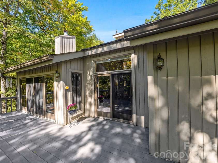 266 Stone Drive, Brevard, NC 28712.  MLS# CAR4430757, YatesRealty ID 55378. 