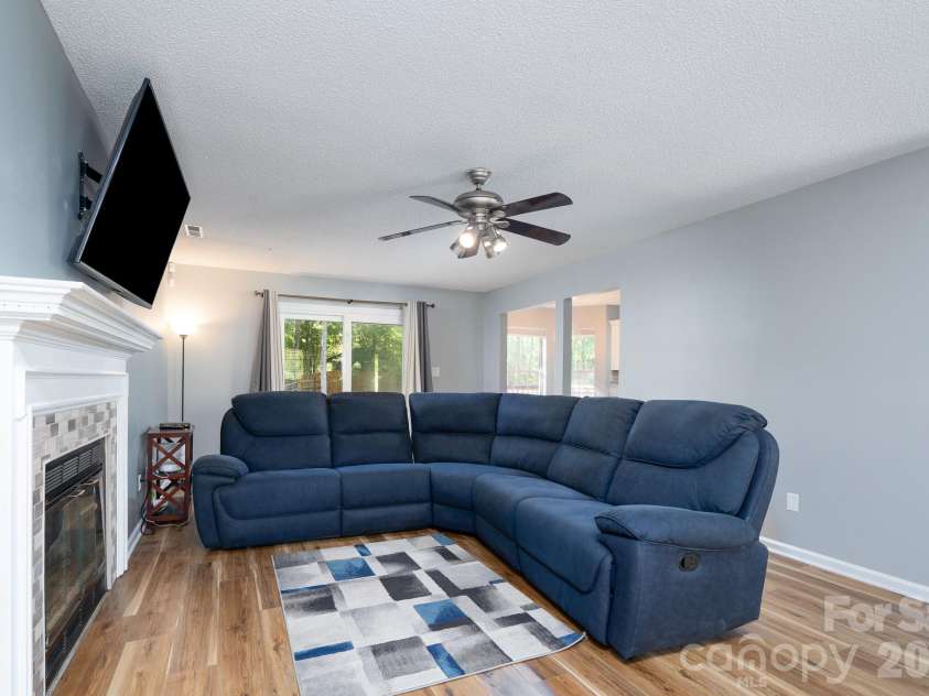 14200 Lavender Trace Court, Charlotte, NC 28273.  MLS# CAR4430462, YatesRealty ID 55379. 