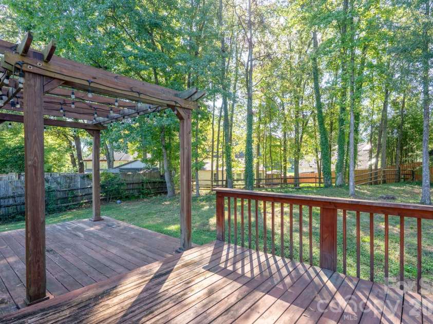 14200 Lavender Trace Court, Charlotte, NC 28273.  MLS# CAR4430462, YatesRealty ID 55379. 