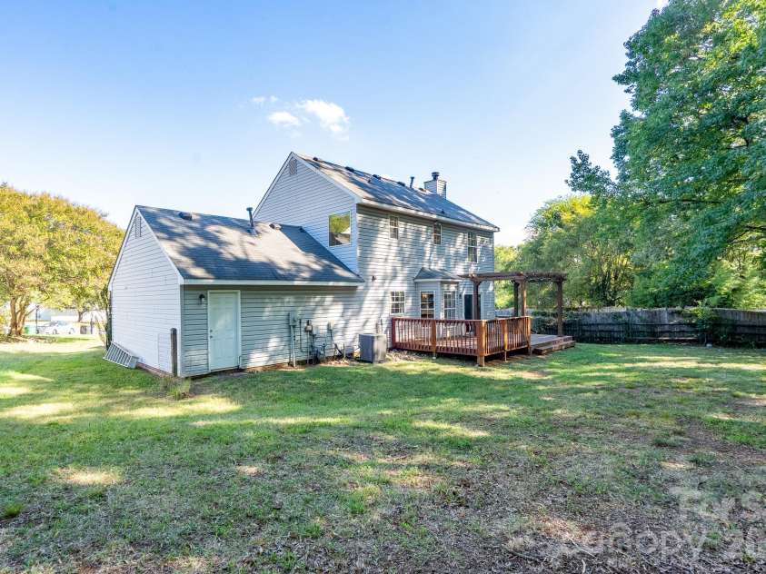 14200 Lavender Trace Court, Charlotte, NC 28273.  MLS# CAR4430462, YatesRealty ID 55379. 