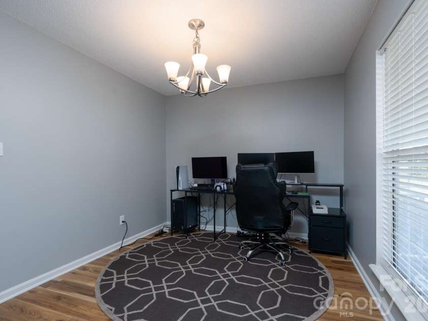 14200 Lavender Trace Court, Charlotte, NC 28273.  MLS# CAR4430462, YatesRealty ID 55379. Dining area