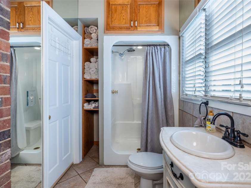 124 Windsor Greene Drive, Monroe, NC 28110.  MLS# CAR4302821, YatesRealty ID 5538. 