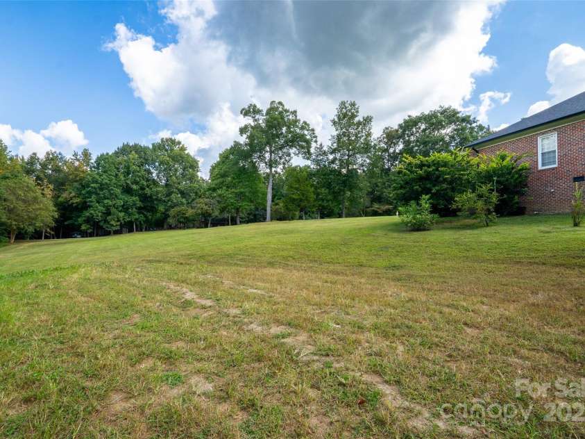 124 Windsor Greene Drive, Monroe, NC 28110.  MLS# CAR4302821, YatesRealty ID 5538. 