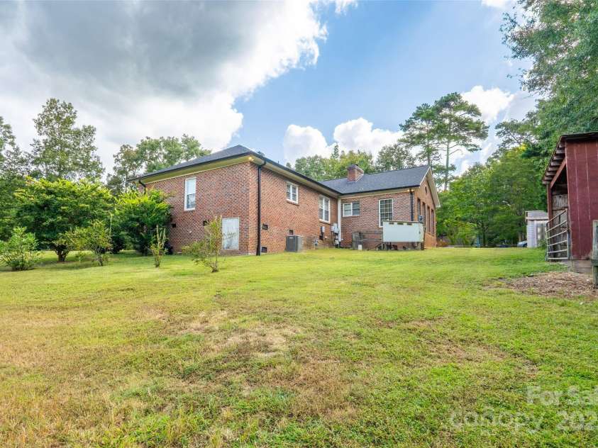 124 Windsor Greene Drive, Monroe, NC 28110.  MLS# CAR4302821, YatesRealty ID 5538. 