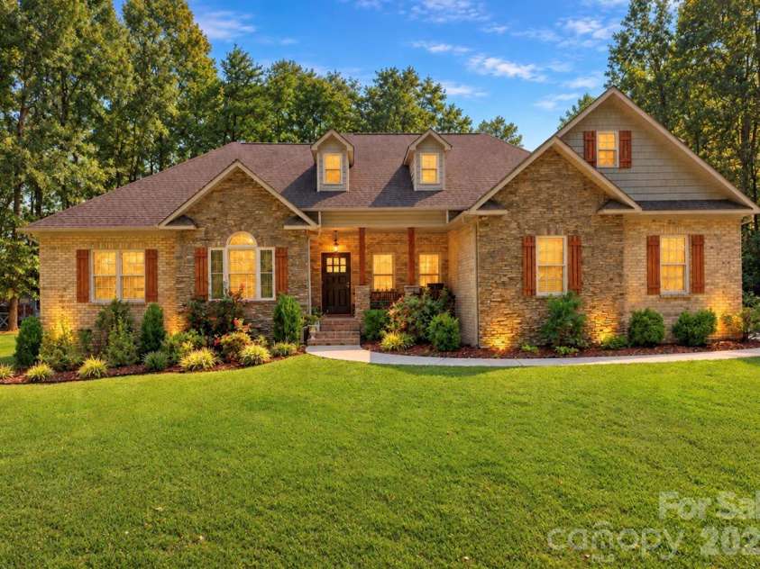 320 Hidden Oaks Drive, Rockwell, NC 28138.  MLS# CAR4430381, YatesRealty ID 55381. 