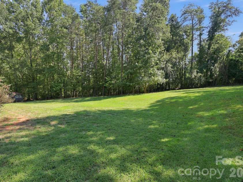 320 Hidden Oaks Drive, Rockwell, NC 28138.  MLS# CAR4430381, YatesRealty ID 55381. 