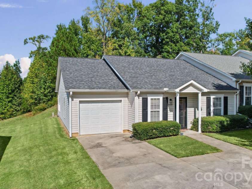 3099 Trimble Circle, Concord, NC 28027.  MLS# CAR4430038, YatesRealty ID 55383. 