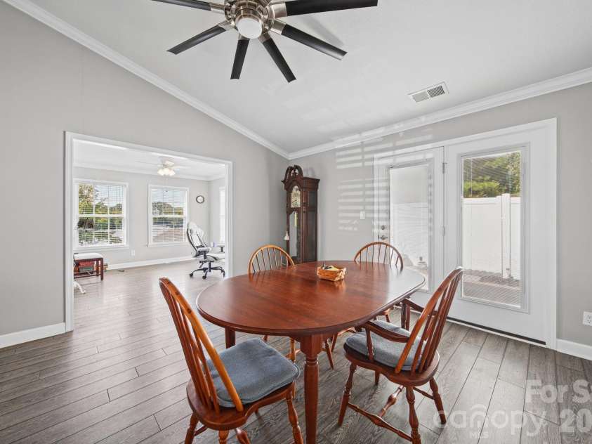 3099 Trimble Circle, Concord, NC 28027.  MLS# CAR4430038, YatesRealty ID 55383. 