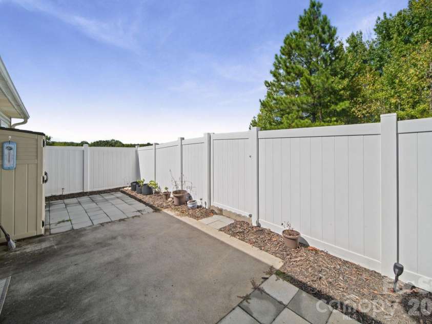 3099 Trimble Circle, Concord, NC 28027.  MLS# CAR4430038, YatesRealty ID 55383. 