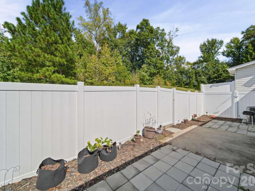 3099 Trimble Circle, Concord, NC 28027.  MLS# CAR4430038, YatesRealty ID 55383. 