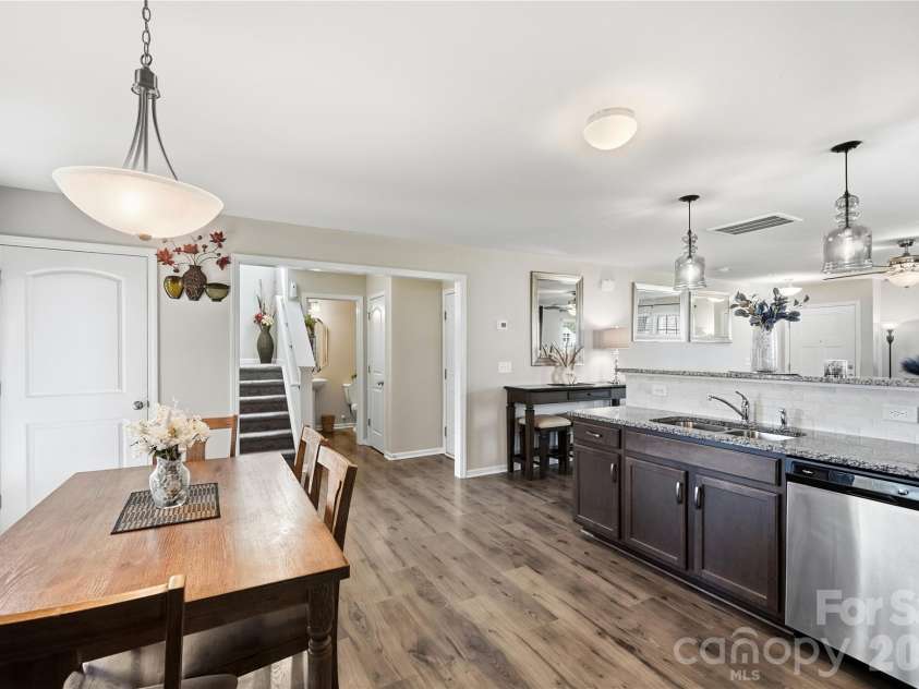 206 Amberly Circle, Pageland, SC 29728.  MLS# CAR4430189, YatesRealty ID 55384. Dining Area