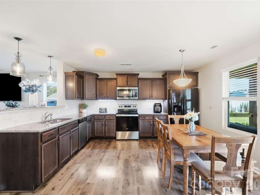 206 Amberly Circle, Pageland, SC 29728.  MLS# CAR4430189, YatesRealty ID 55384. Kitchen