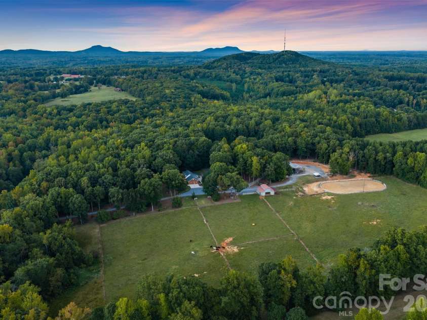 996 Beamguard Road, Clover, SC 29710.  MLS# CAR4430042, YatesRealty ID 55385. 