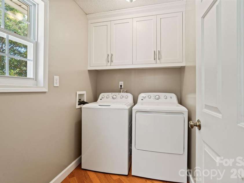996 Beamguard Road, Clover, SC 29710.  MLS# CAR4430042, YatesRealty ID 55385. Laundry Room