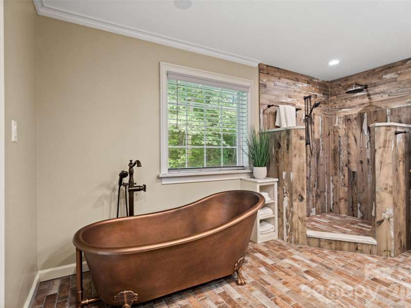 996 Beamguard Road, Clover, SC 29710.  MLS# CAR4430042, YatesRealty ID 55385. Primary Bathroom
