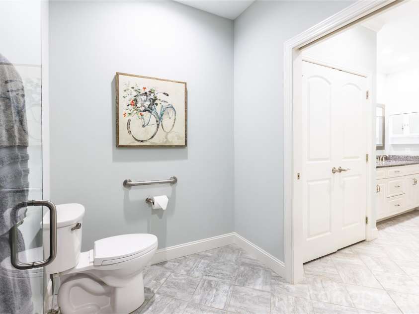 8242 Symphony Court, Denver, NC 28037.  MLS# CAR4429883, YatesRealty ID 55386. Primary Bathroom