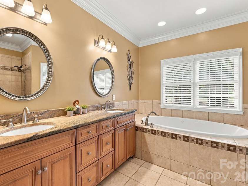 148 Windwood Lane, Troutman, NC 28166.  MLS# CAR4429920, YatesRealty ID 55387. 