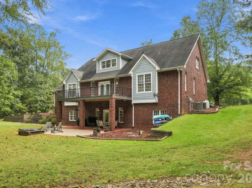 148 Windwood Lane, Troutman, NC 28166.  MLS# CAR4429920, YatesRealty ID 55387. 
