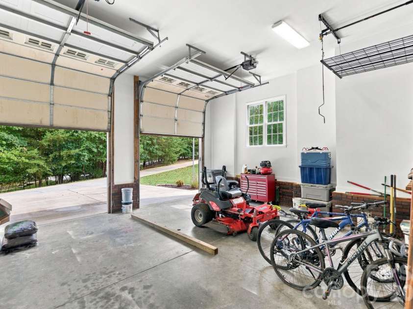 148 Windwood Lane, Troutman, NC 28166.  MLS# CAR4429920, YatesRealty ID 55387. 