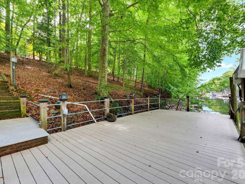148 Windwood Lane, Troutman, NC 28166.  MLS# CAR4429920, YatesRealty ID 55387. 