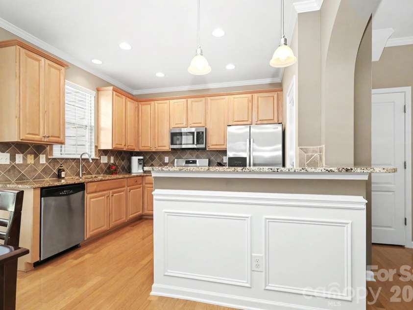 3212 Kemptown Square, Waxhaw, NC 28173.  MLS# CAR4429771, YatesRealty ID 55389. 