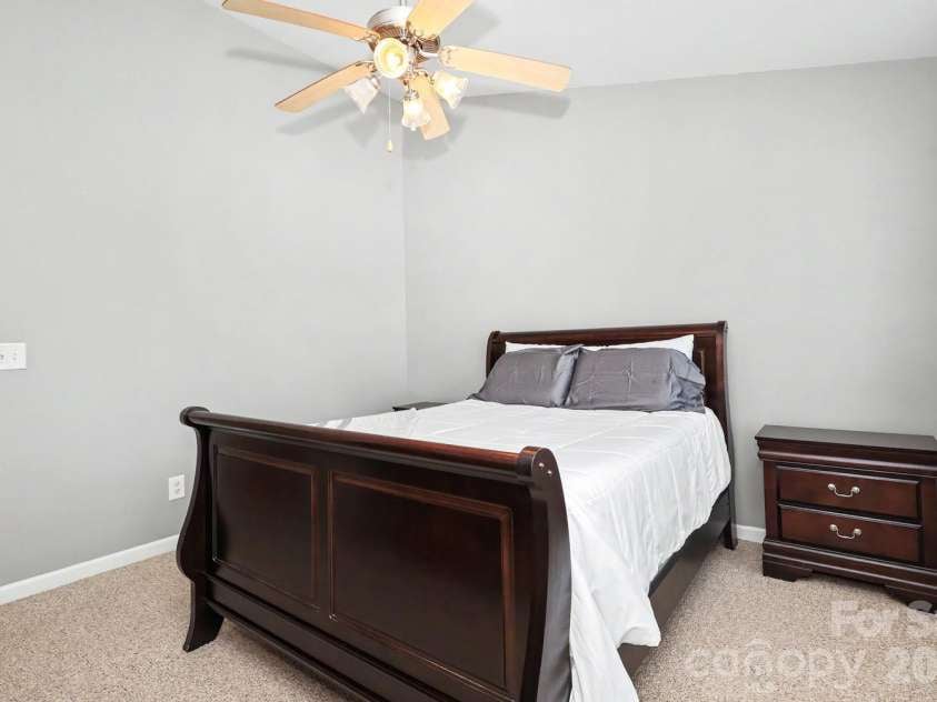 3212 Kemptown Square, Waxhaw, NC 28173.  MLS# CAR4429771, YatesRealty ID 55389. 