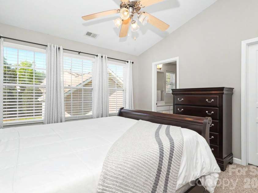3212 Kemptown Square, Waxhaw, NC 28173.  MLS# CAR4429771, YatesRealty ID 55389. 