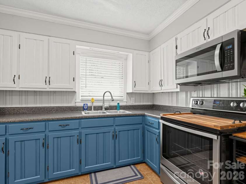 2206 White Store Road, Monroe, NC 28112.  MLS# CAR4429764, YatesRealty ID 55391. 
