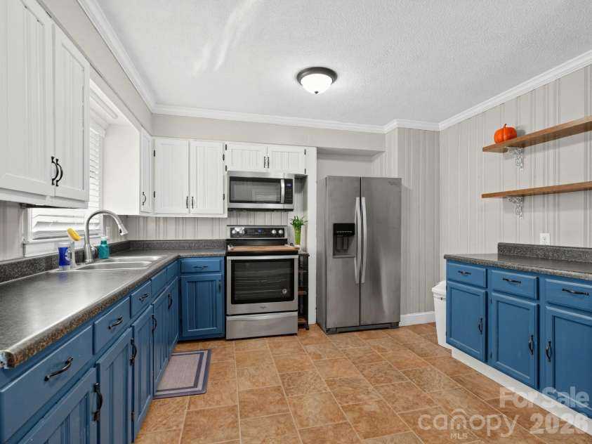 2206 White Store Road, Monroe, NC 28112.  MLS# CAR4429764, YatesRealty ID 55391. 