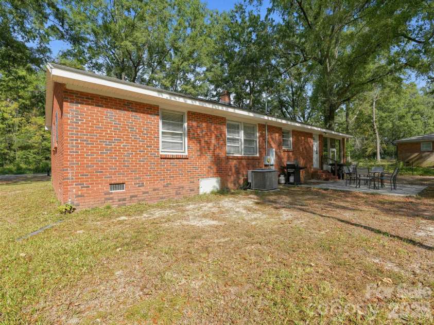 2206 White Store Road, Monroe, NC 28112.  MLS# CAR4429764, YatesRealty ID 55391. 