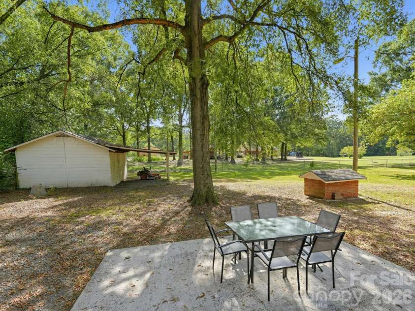 2206 White Store Road, Monroe, NC 28112.  MLS# CAR4429764, YatesRealty ID 55391. 