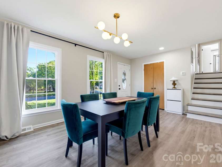 12001 Antebellum Drive, Charlotte, NC 28273.  MLS# CAR4429447, YatesRealty ID 55392. 