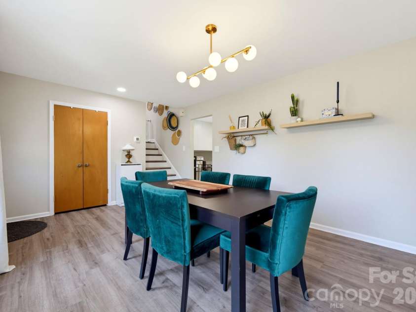 12001 Antebellum Drive, Charlotte, NC 28273.  MLS# CAR4429447, YatesRealty ID 55392. 