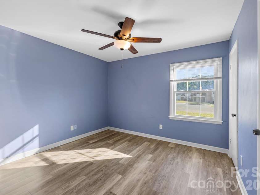4615 Coronado Drive, Charlotte, NC 28212.  MLS# CAR4429617, YatesRealty ID 55393. Third Bedroom