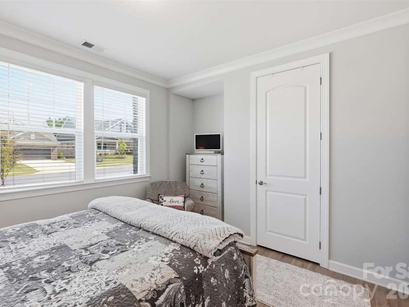 9617 Liberty Hill Drive, Mint Hill, NC 28227.  MLS# CAR4429149, YatesRealty ID 55398. 