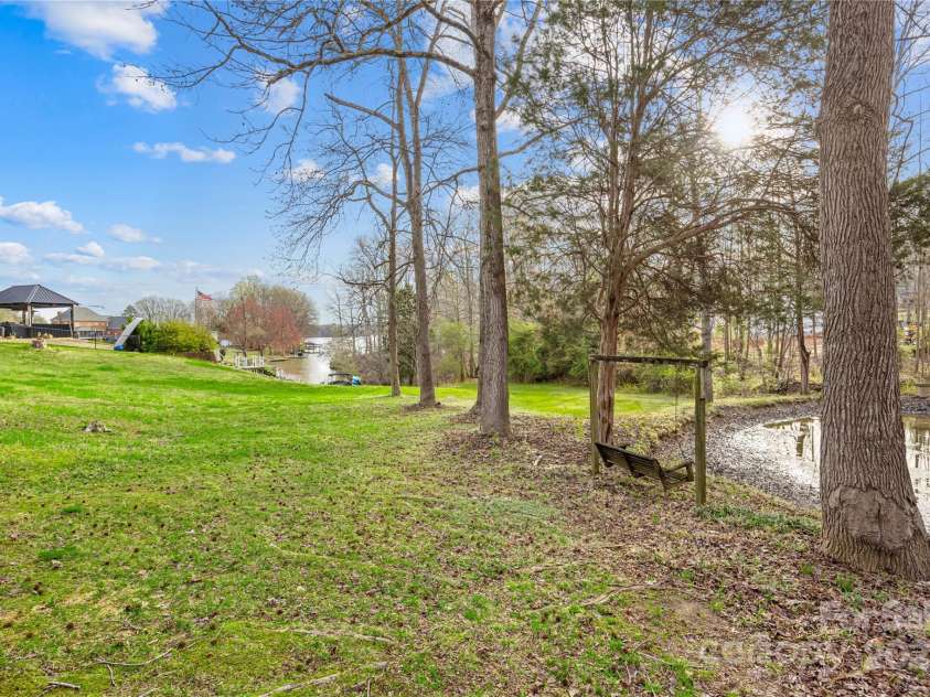 32 Heritage Lane, Shelby, NC 28150.  MLS# CAR4246624, YatesRealty ID 5540. 