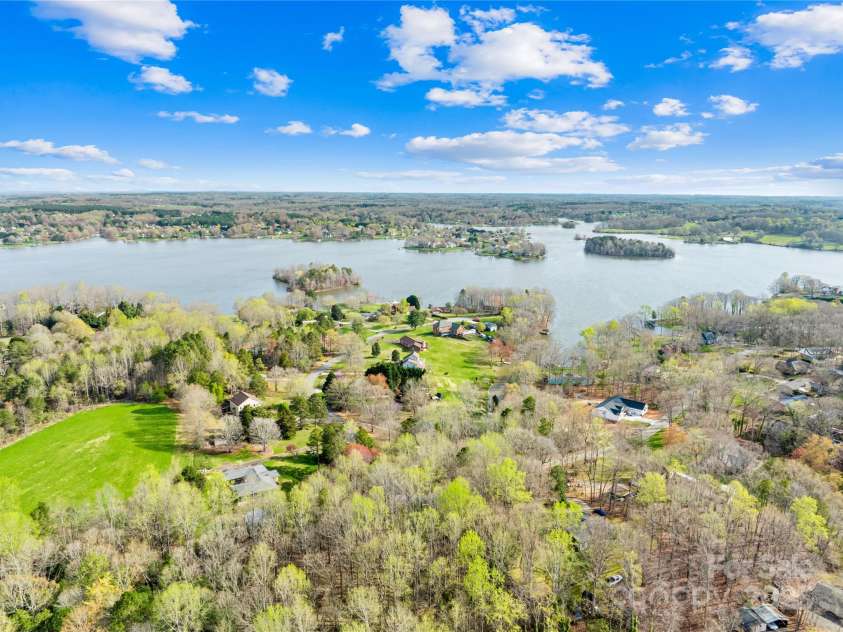 32 Heritage Lane, Shelby, NC 28150.  MLS# CAR4246624, YatesRealty ID 5540. 