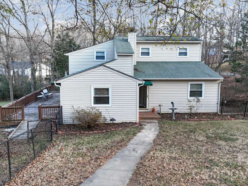 32 Heritage Lane, Shelby, NC 28150.  MLS# CAR4329683, YatesRealty ID 5540. 