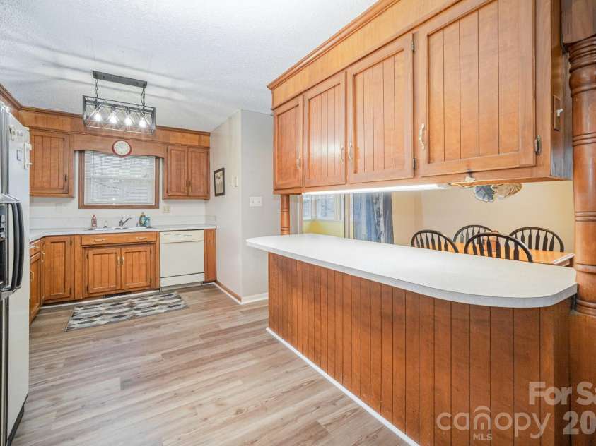 32 Heritage Lane, Shelby, NC 28150.  MLS# CAR4329683, YatesRealty ID 5540. 