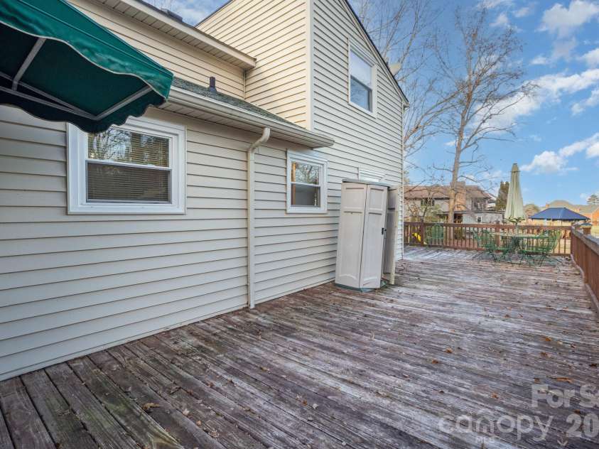 32 Heritage Lane, Shelby, NC 28150.  MLS# CAR4329683, YatesRealty ID 5540. 