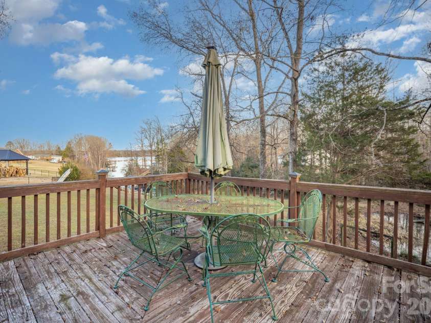 32 Heritage Lane, Shelby, NC 28150.  MLS# CAR4329683, YatesRealty ID 5540. 