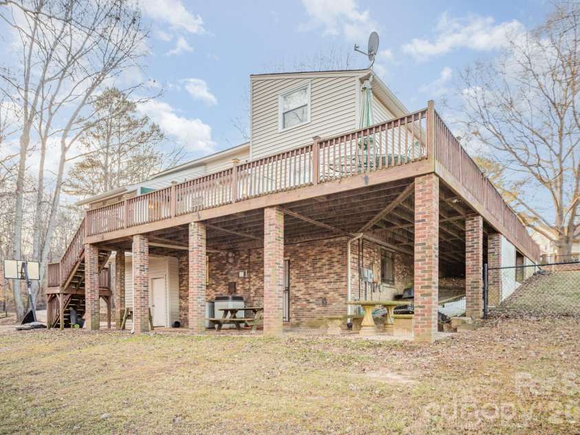 32 Heritage Lane, Shelby, NC 28150.  MLS# CAR4329683, YatesRealty ID 5540. 