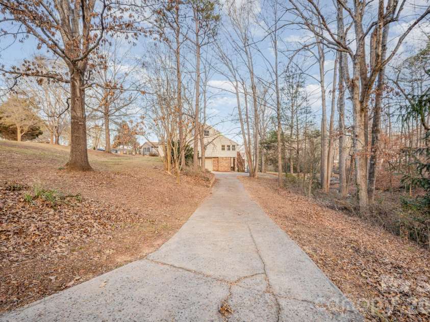 32 Heritage Lane, Shelby, NC 28150.  MLS# CAR4329683, YatesRealty ID 5540. 