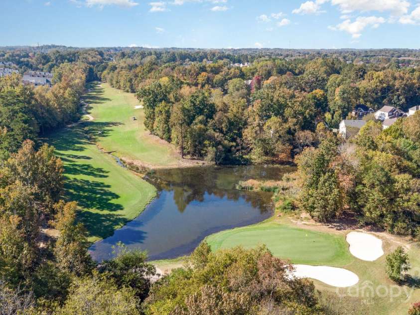 8572 Highland Glen Drive, Charlotte, NC 28269.  MLS# CAR4313610, YatesRealty ID 5540. 