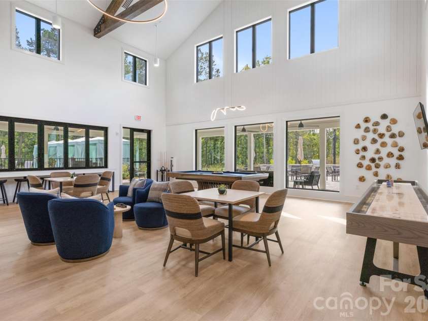 5208 Glenwalk Drive, Charlotte, NC 28269.  MLS# CAR4428602, YatesRealty ID 55402. 