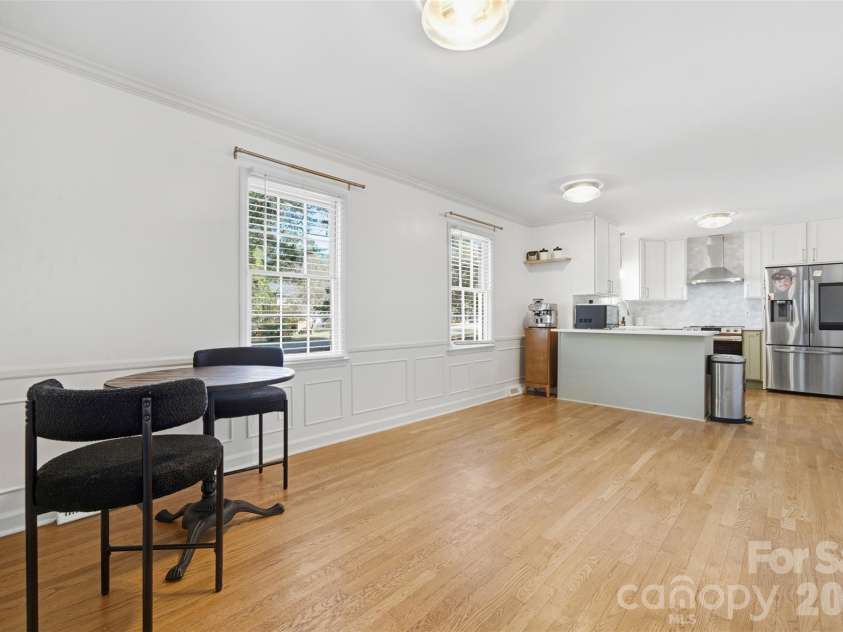 7431 Folger Drive, Charlotte, NC 28226.  MLS# CAR4427487, YatesRealty ID 55406. 