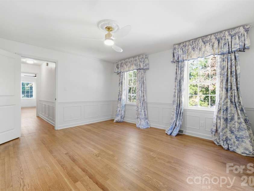 7431 Folger Drive, Charlotte, NC 28226.  MLS# CAR4427487, YatesRealty ID 55406. 