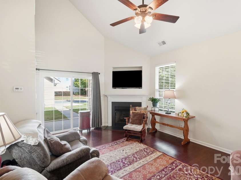 123 Leyton Loop, Mooresville, NC 28117.  MLS# CAR4425887, YatesRealty ID 55408. Living Room
